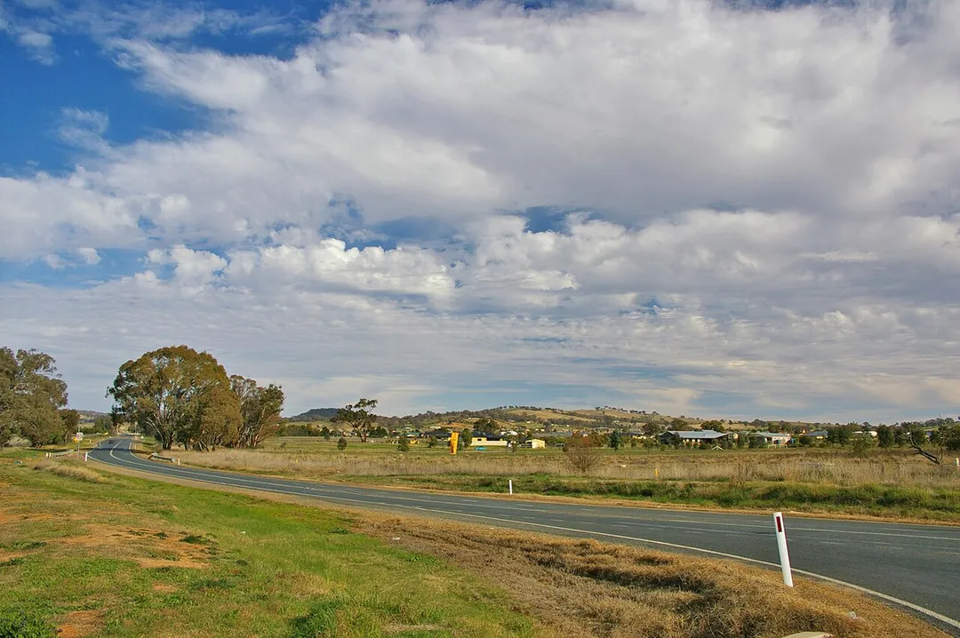 Springvale which is a new suburb of Wagga Wagga. Taken on the Holbrook Road.