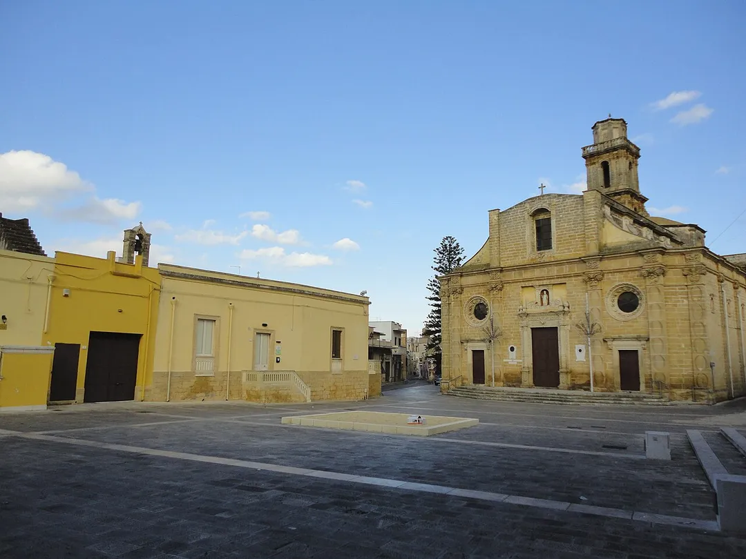 Piazza San Nicola Squinzano, Lecce