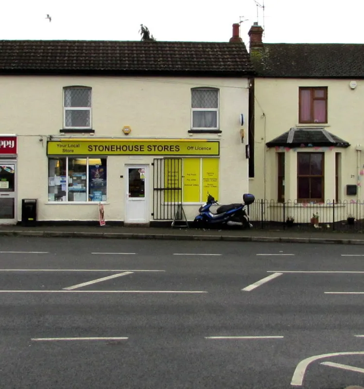Stonehouse Stores, Stonehouse