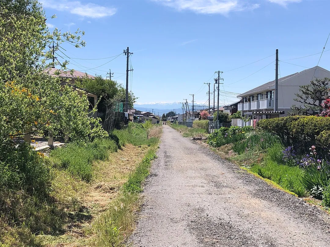 須坂市内における屋代線跡の遊歩道。
