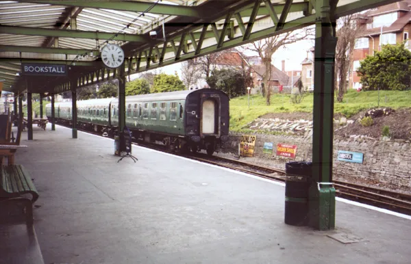 en:Swanage railway station, en:Dorset, by en:user:Steinsky