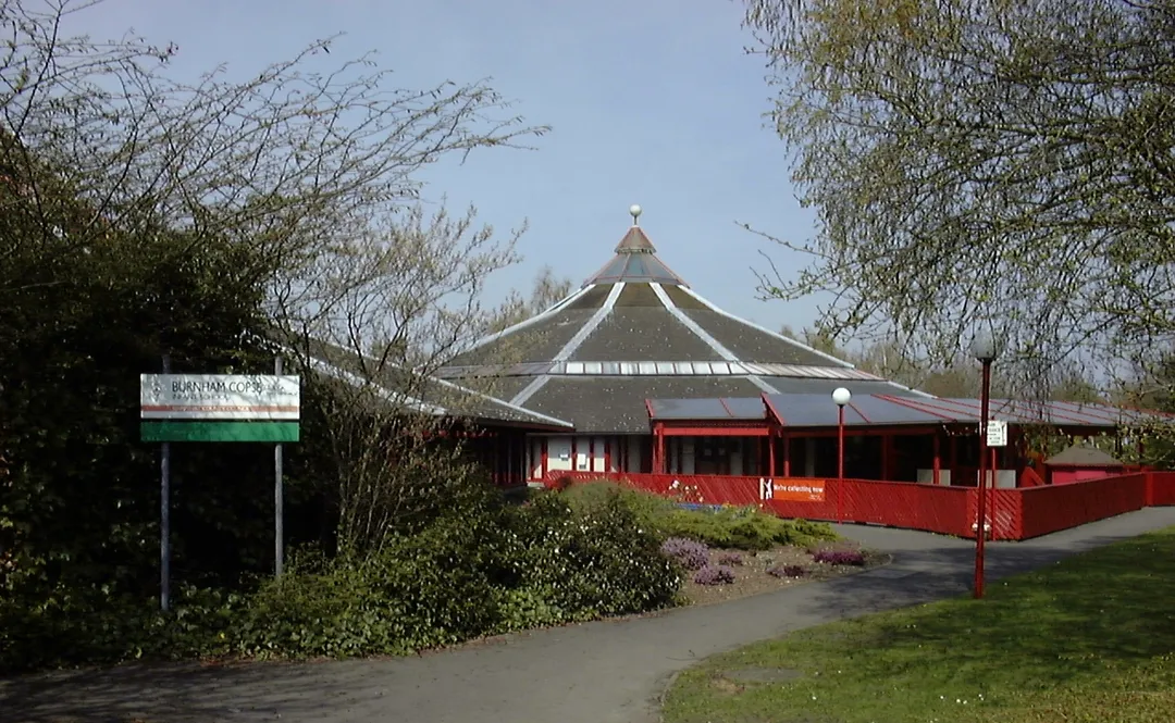 Burnham Copse Infant School, Tadley, England. The picture was taken at approximately 13:00 UTC in hazy sunshine, using a Toshiba PDR-M1 digital camera in Auto mode. The original picture was cropped from the bottom to remove excess foreground. The building now no longer exists.