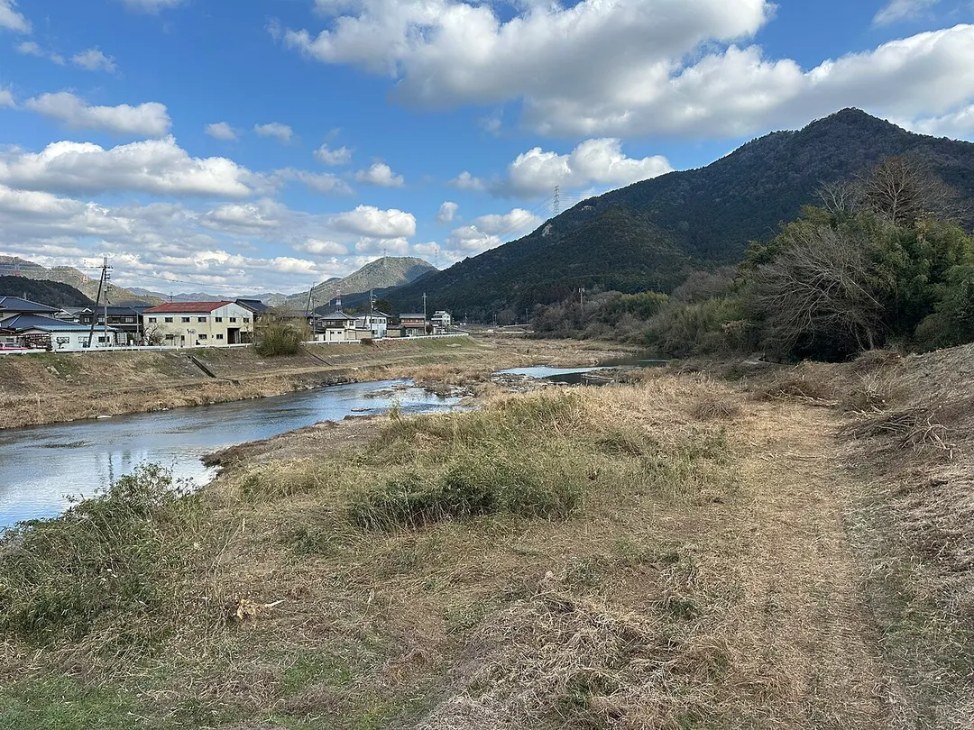 丹波市立久下小学校付近にて篠山川