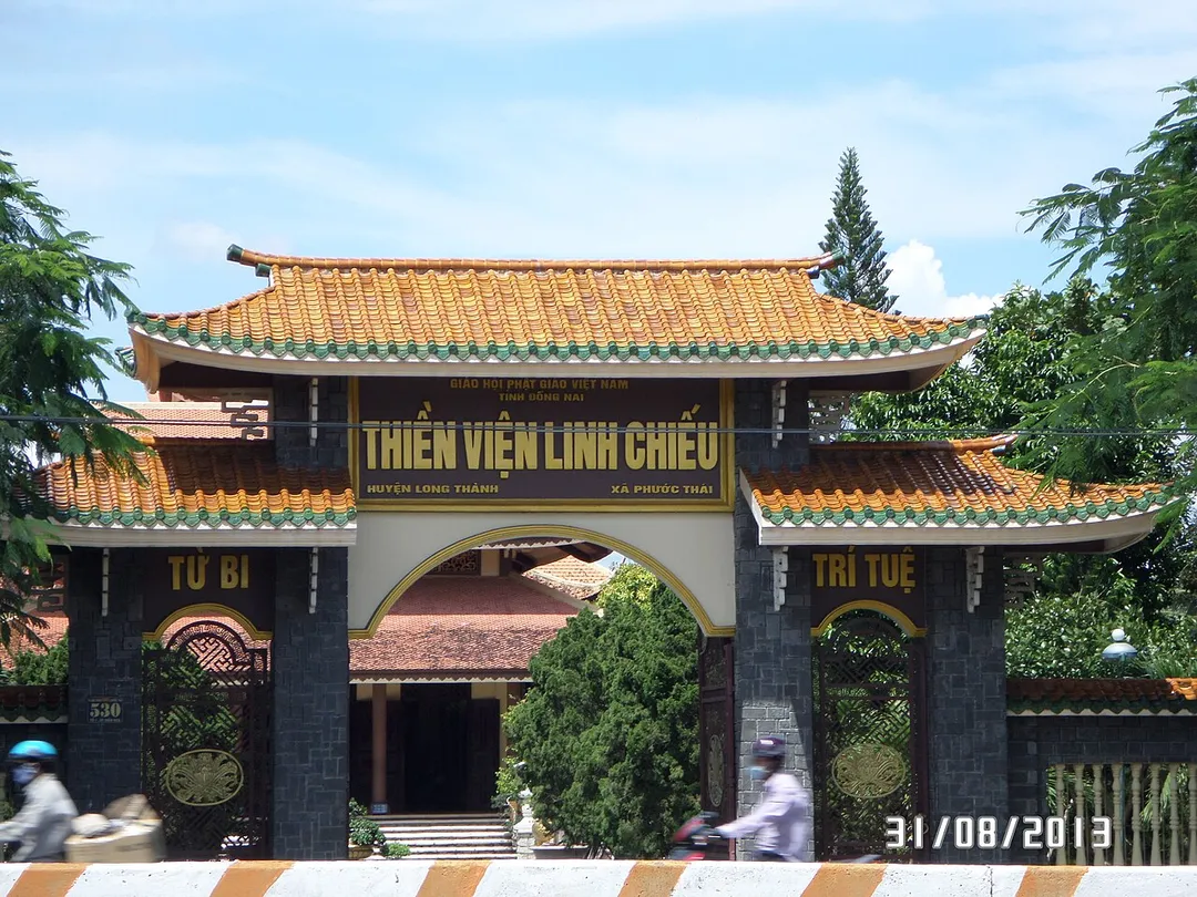 Chùa Linh Chiếu tân hiệp