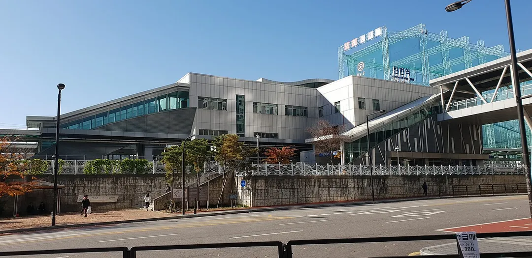 Tanhyeon Station exterior view.