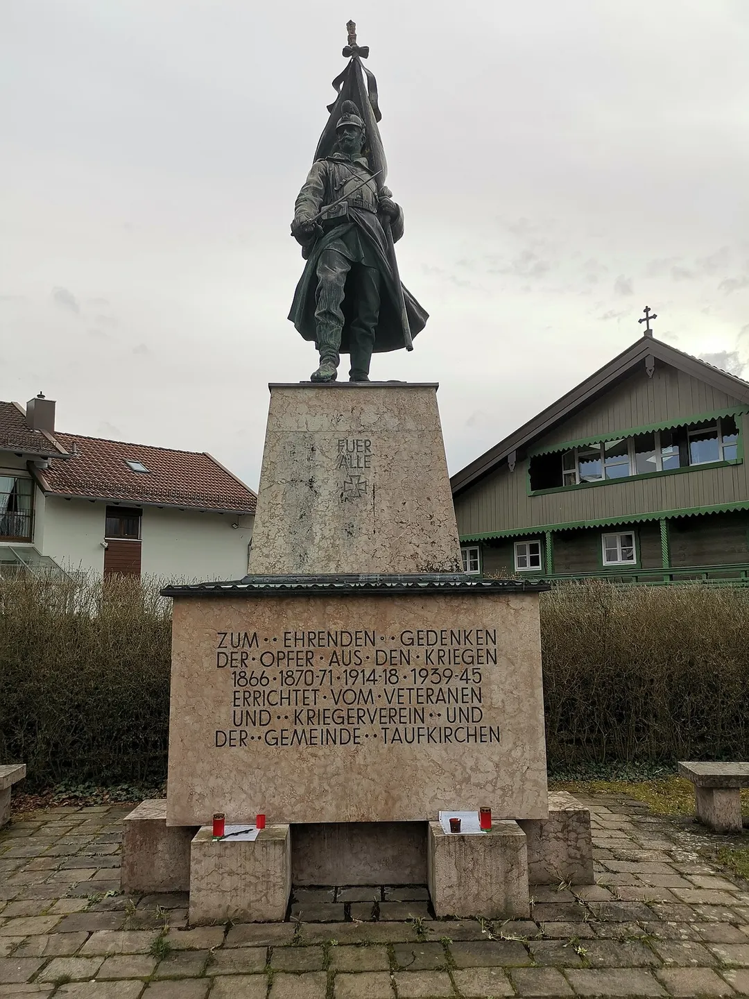 Kriegerdenkmal Taufkirchen (Landkreis München)