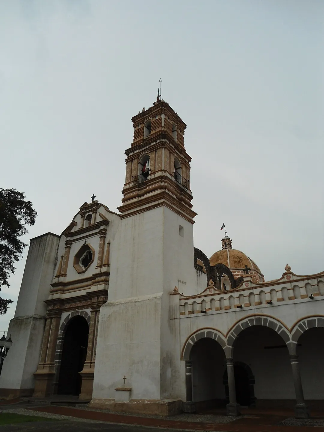This is a photo of a monument in Mexico, identified by ID