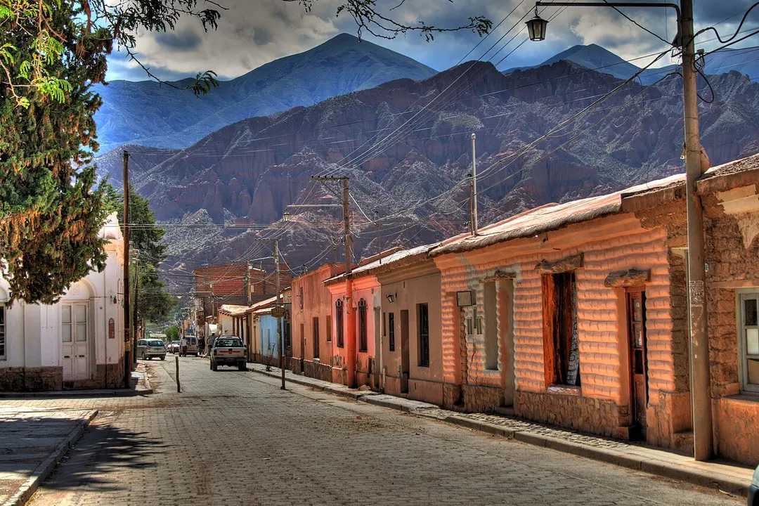 Calle en Tilcara, Jujuy, Argentina