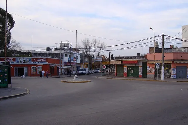 Calle principal - Tortuguitas - Buenos Aires - Argentina