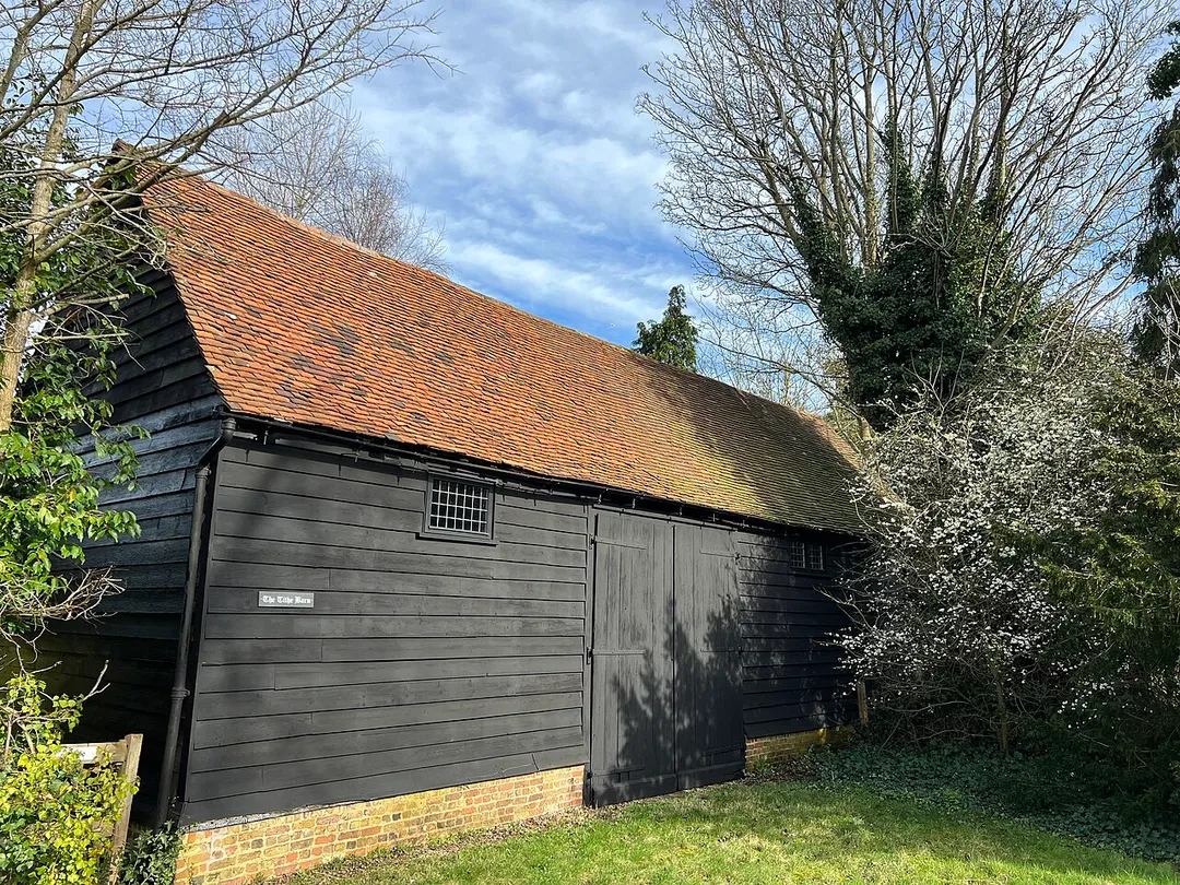Former tithe barn in Totteridge