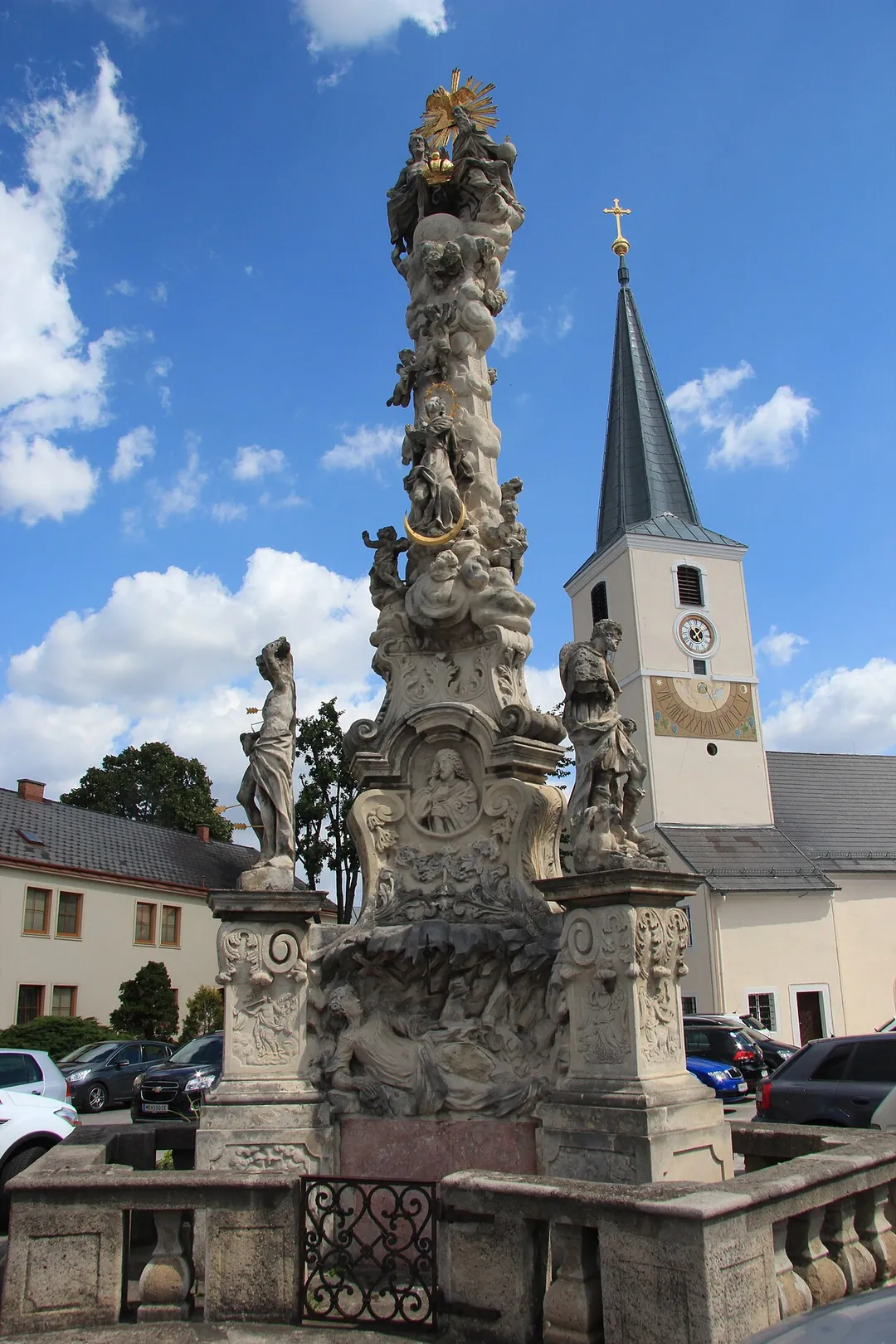 Pestsäule am Hauptplatz in Traiskirchen