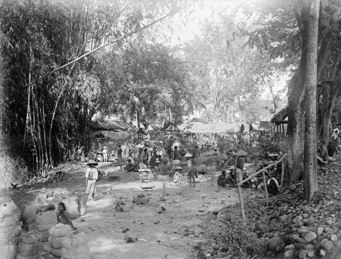 Negatief. Markt te Delangu, Klaten, Java