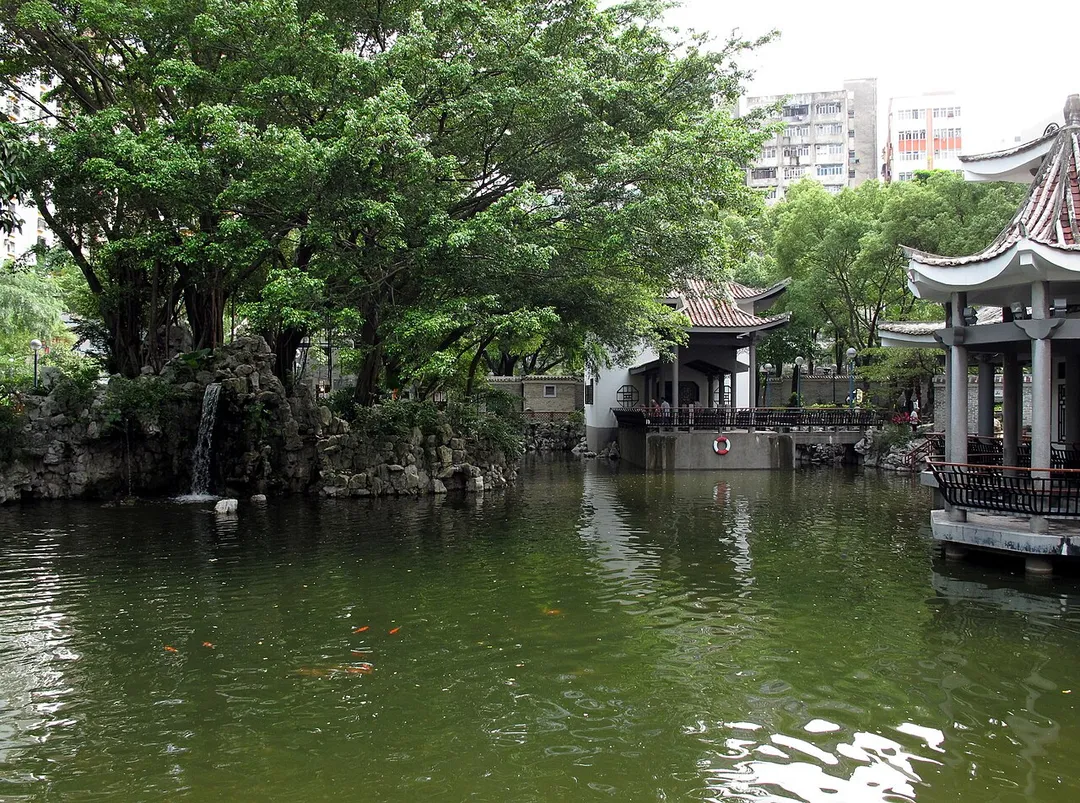 Tak Wah Park in Tsuen Wan
