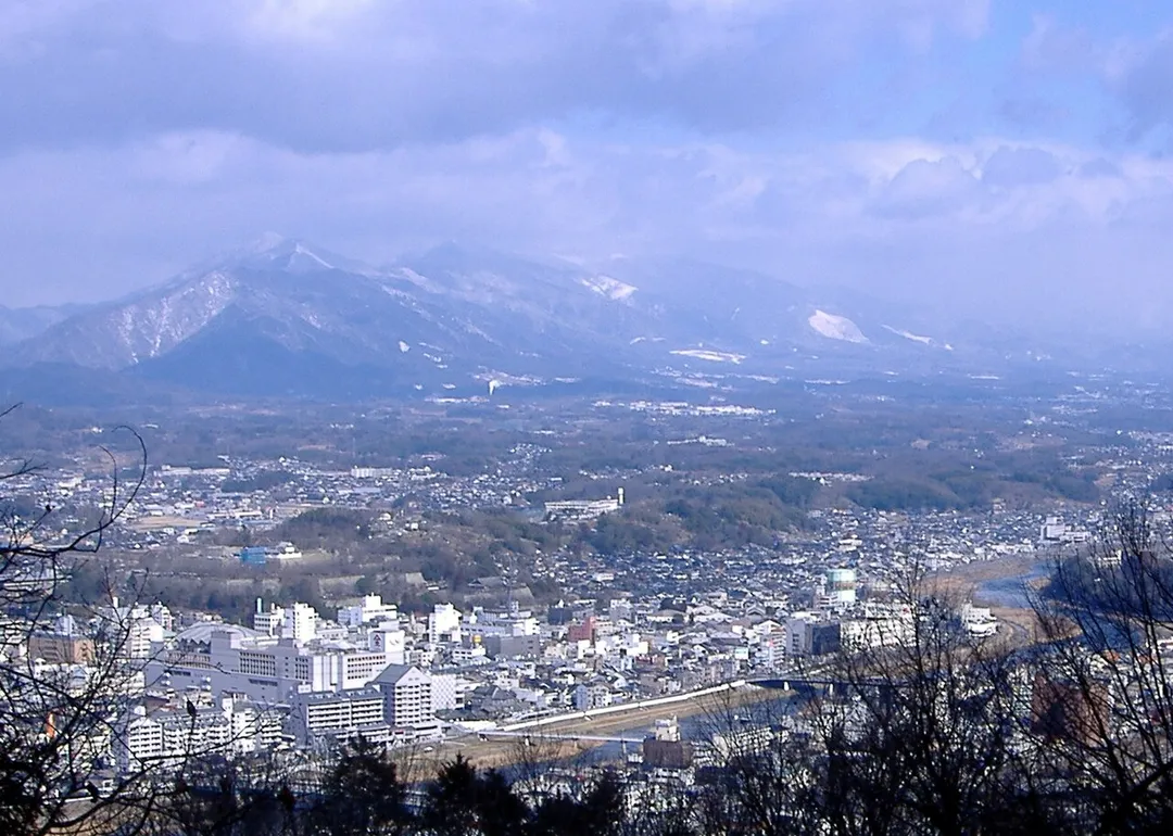 Picture of Tsuyama City taken by me on 9th February 2006. To be added to the Tsuyama, Japan entry.