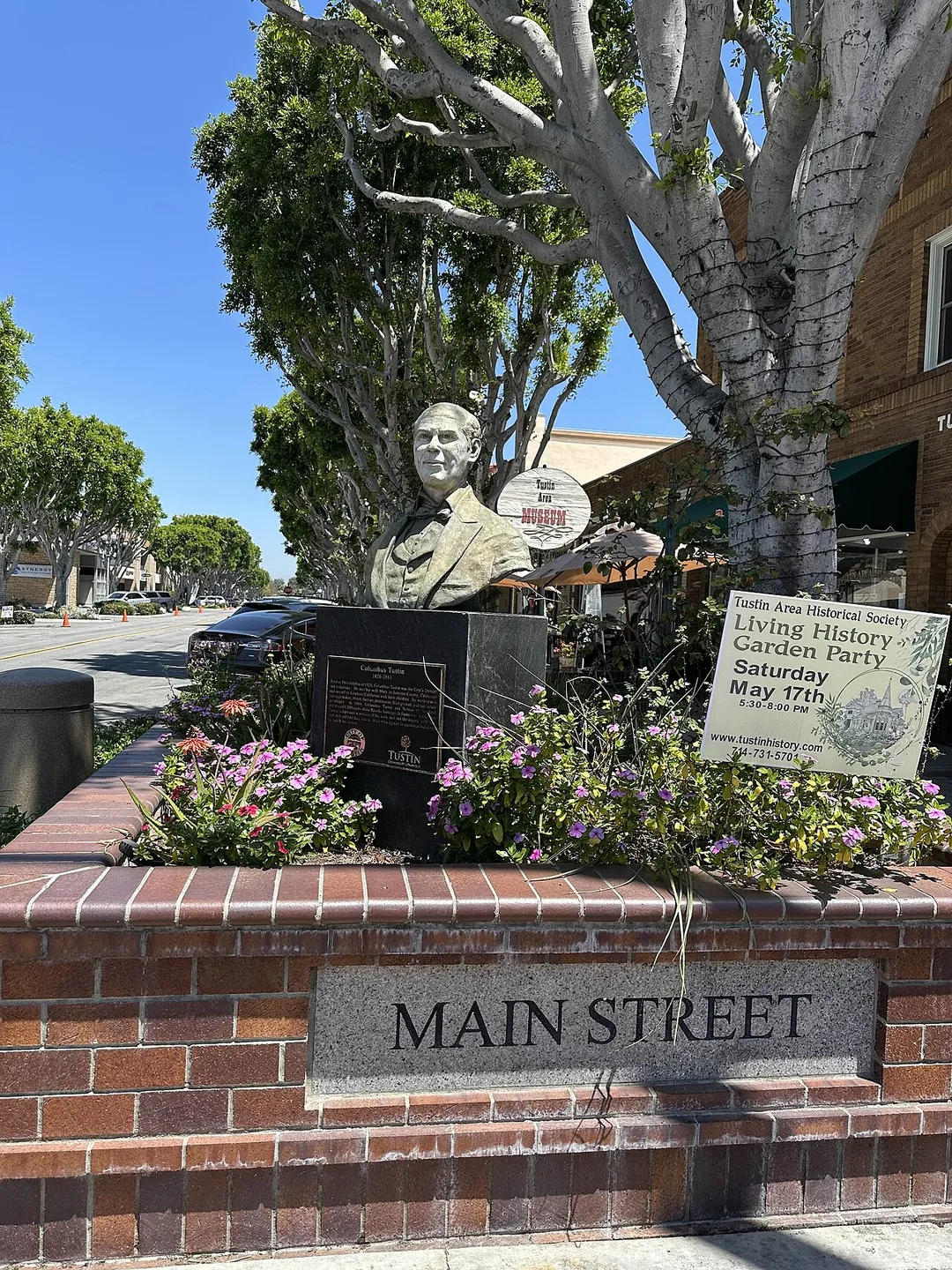 Main Street Tustin bust of Founder.