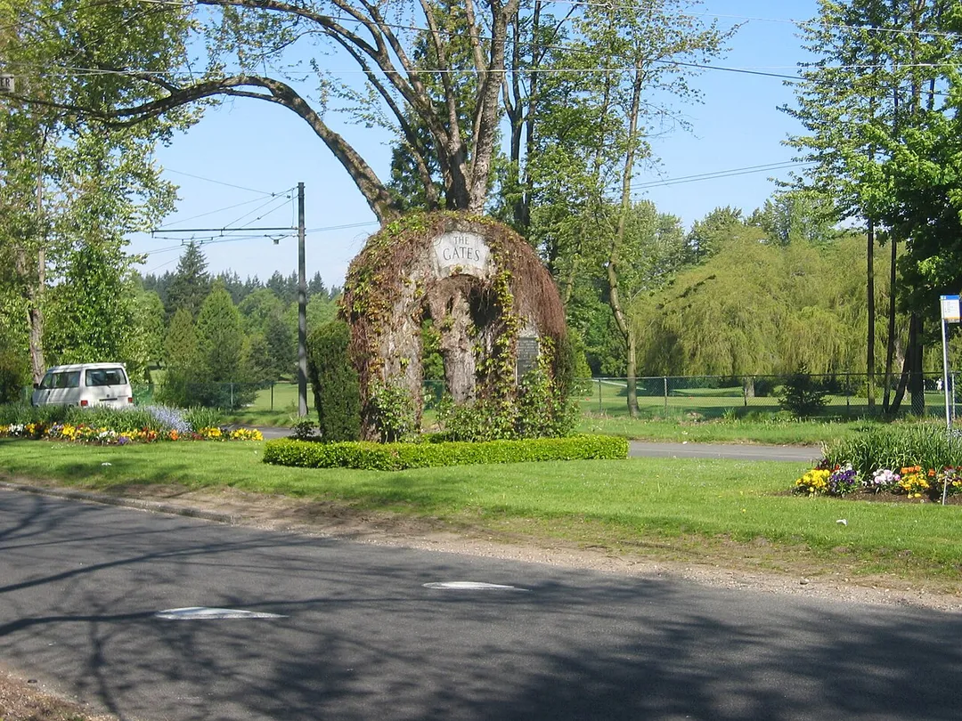 Entrance to the University Endowment Lands, on University Blvd.