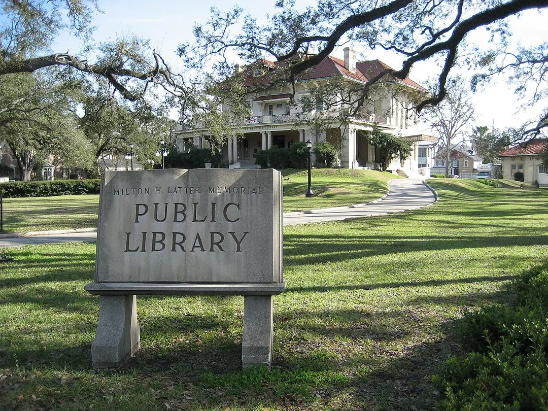 Photo of Uptown