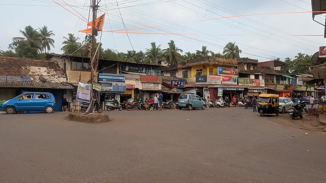 Usgao tisk, Goa, India. A tisk is an intersection of three roads.