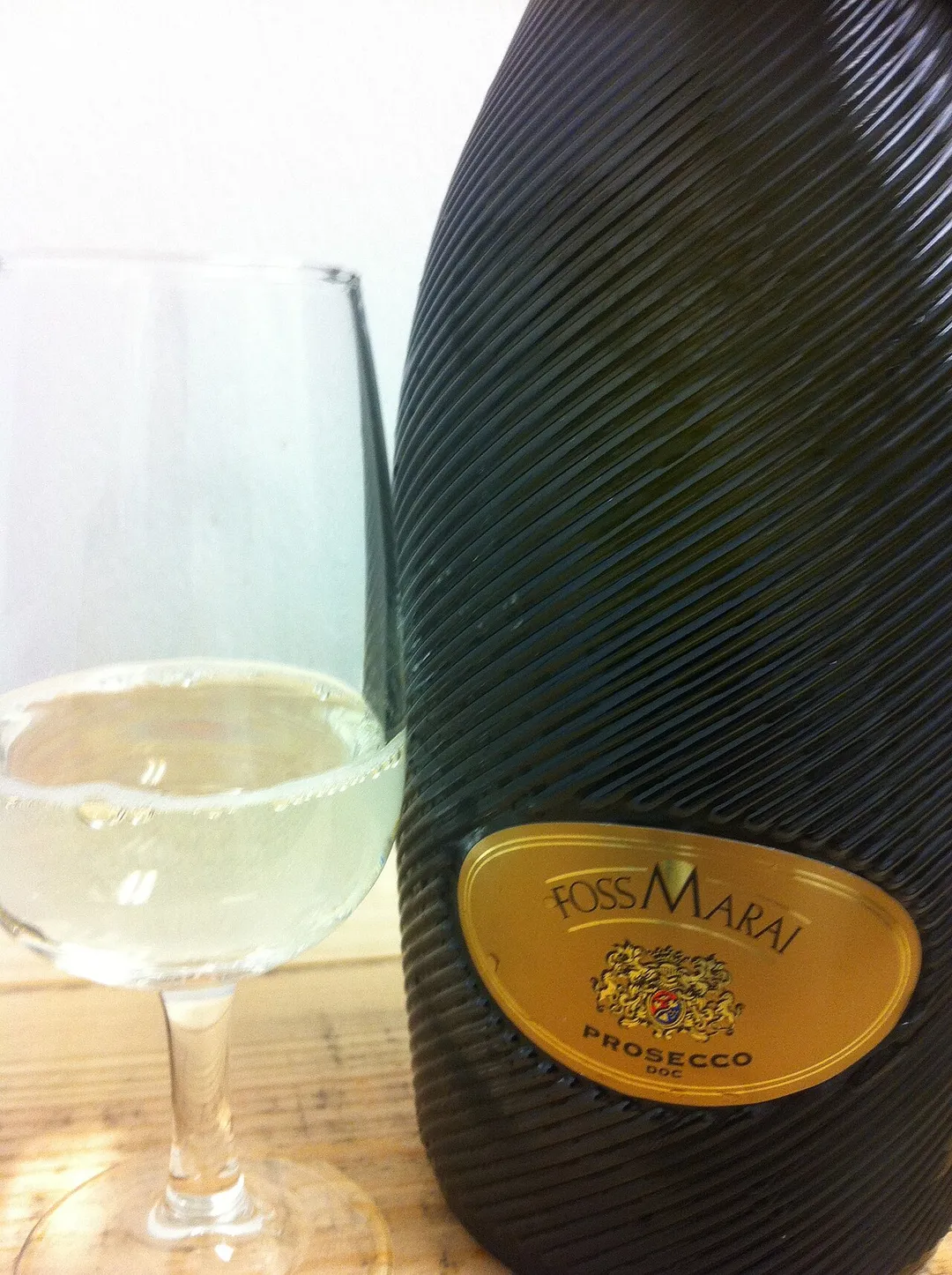 Italian sparkling wine from the Prosecco region made from the glera grape
