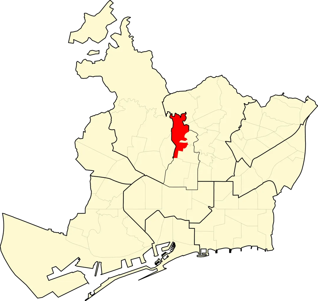 Mapa dels districtes i barris de Barcelona, remarcant el barri de Vallcarca i els Penitents