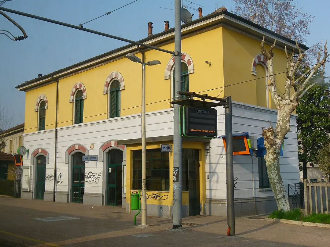 Varedo train station, on the Milan-Asso railway.