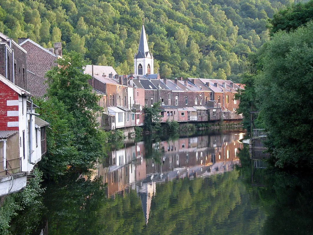 Chaudfontaine (Belgium), reflected image of the Chaudfontaine village in the Vesdre river.