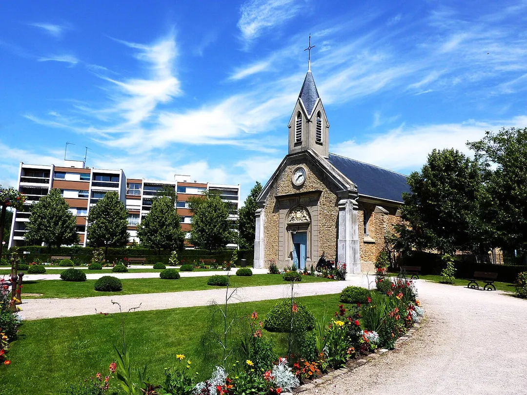 Église Saint-Denis de Vélizy-Villacoublay (Yvelines, France)