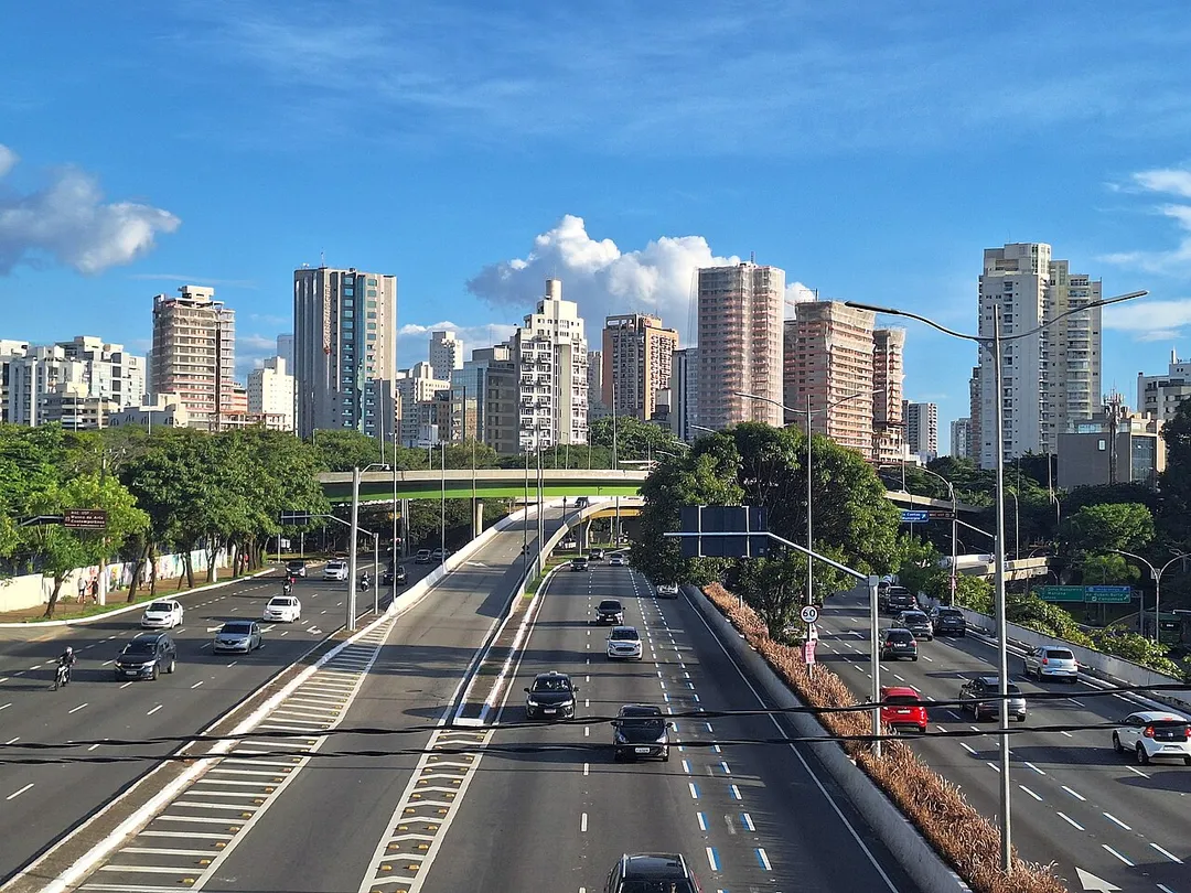 23 de maio entre o MAC e o Ibirapuera
