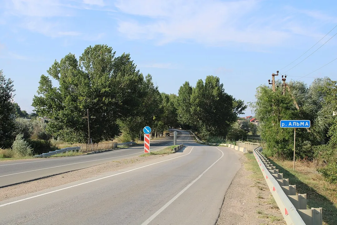 Мост через реку Альма в селе Вилино Бахчисарайского района Крыма