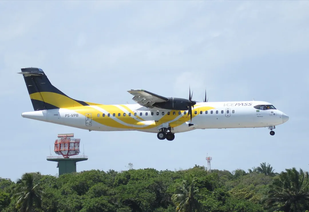 PS-VPB ATR 72-500 Voepass at Salvador–Deputado Luís Eduardo Magalhães International Airport (SBSV)