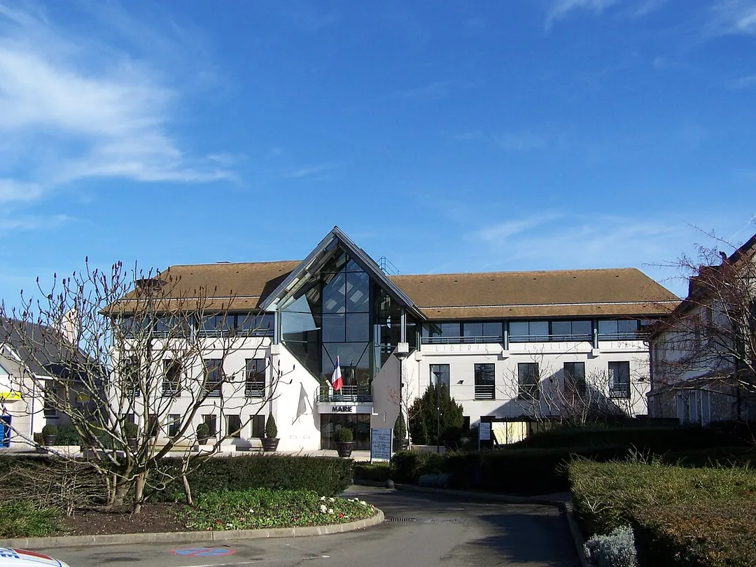 Town hall of Voisins-le-Bretonneux (Yvelines, France).
