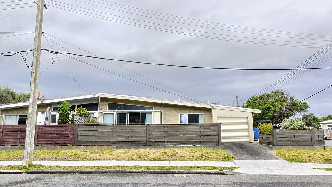 Waikanae Beach area, Kāpiti Coast, lower North Island, Aotearoa New Zealand