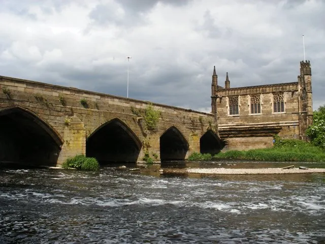 The medieval bridge and Chantry Chapel over the River Calder in Wakefield, West Yorkshire.