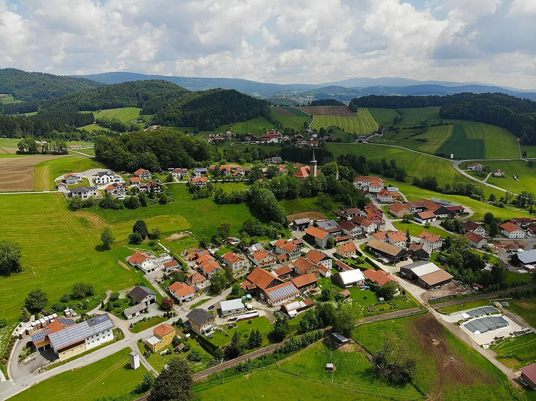 Karlsbach (Waldkirchen) Luftaufnahme (2021)
