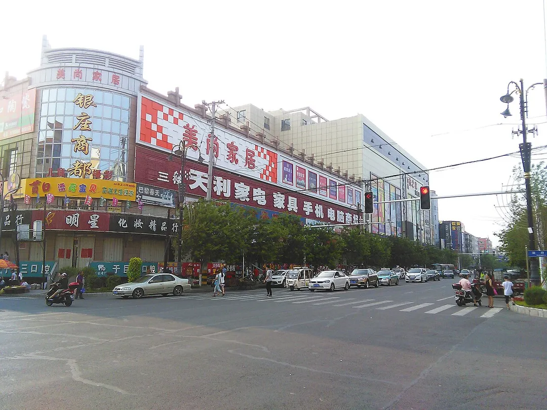 奋进路,与政府路交汇点