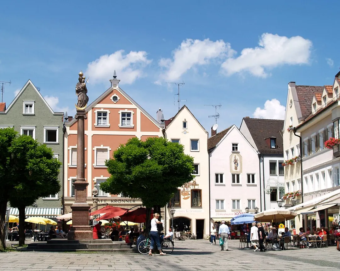 The pedestrian zone of Weilheim, in Bavaria