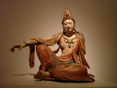 Seated Bodhisattva Avalokitesvara (Guanyin)
11th century Chinese Northern Song dynasty (960–1127)
Wood, gesso, and pigment with gilding

Place made: Shanxi province - St. Louis Art Museum - St. Louis, Missouri