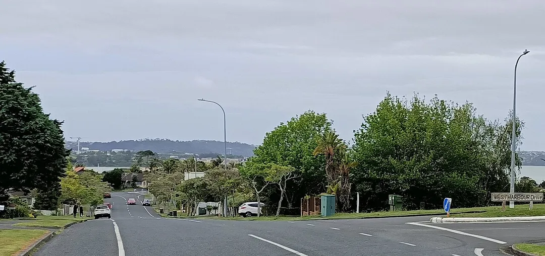 Luckens Rd and Marina View Drive in West Harbour, Auckland, taken by Larry N Johnson - cropped.