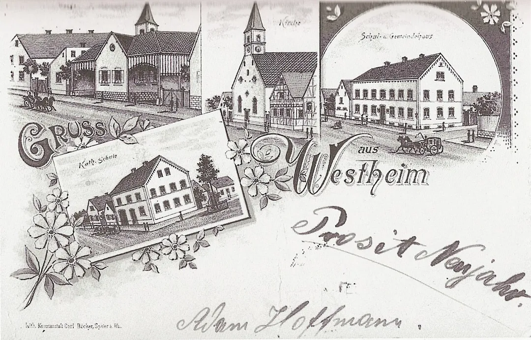 Postkarte mit Ansichten aus Westheim aus dem Jahr 1898 oder 1899. Foto oben links: Brückenwaage (ganz links falsche Darstellung des Schul- und Gemeindehauses); oben Mitte: Kirche; oben rechts: Schul- und Gemeindehaus; unten: katholische Schule