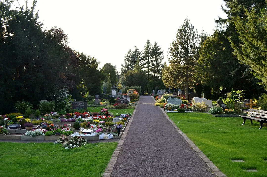 Cemetery in Wettbergen/Hanover Hauptstrasse