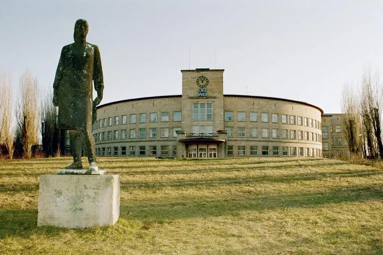 Der ehemalige ORWO-Verwaltungssitz - Gebäude 041 - erbaut 1936-38
Urheber: Robert Jaeschke