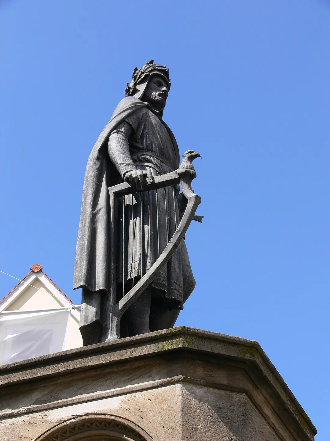 Wolframs-Eschenbach, Landkreis Ansbach

Wolfram-von-Eschenbach-Denkmal in  Wolframs-Eschenbach