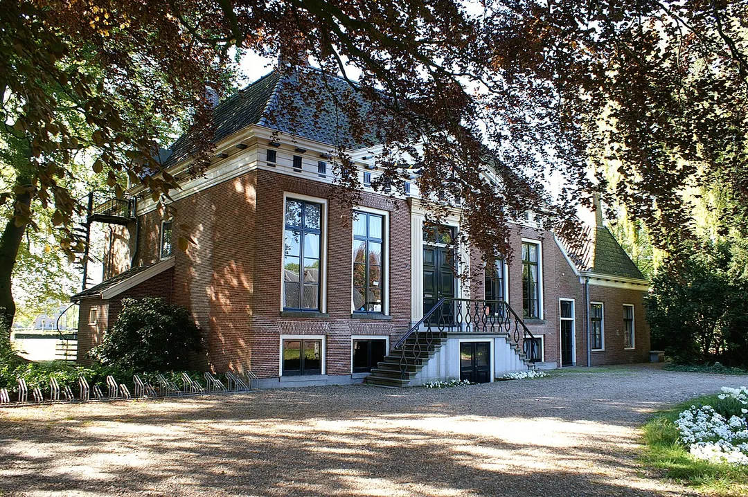 Huis Lindenoord te Wolvega.