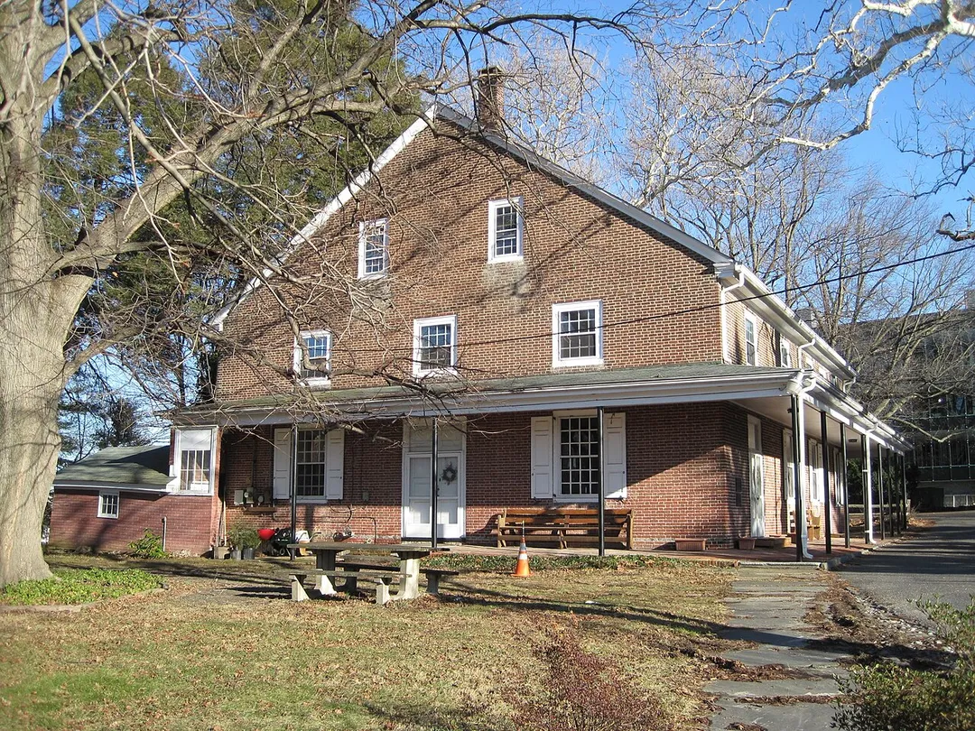 The Woodbury Friends' Meeting house was built in beginning in 1715 with the west side. The building was constructed on a site which cost 3 pounds. The east portion of the building was added in 1785. 
Following the Battle of Red Bank in Revolutionary War in 1777 the Meetinghouse was used as a hospital for Hessian soldiers.