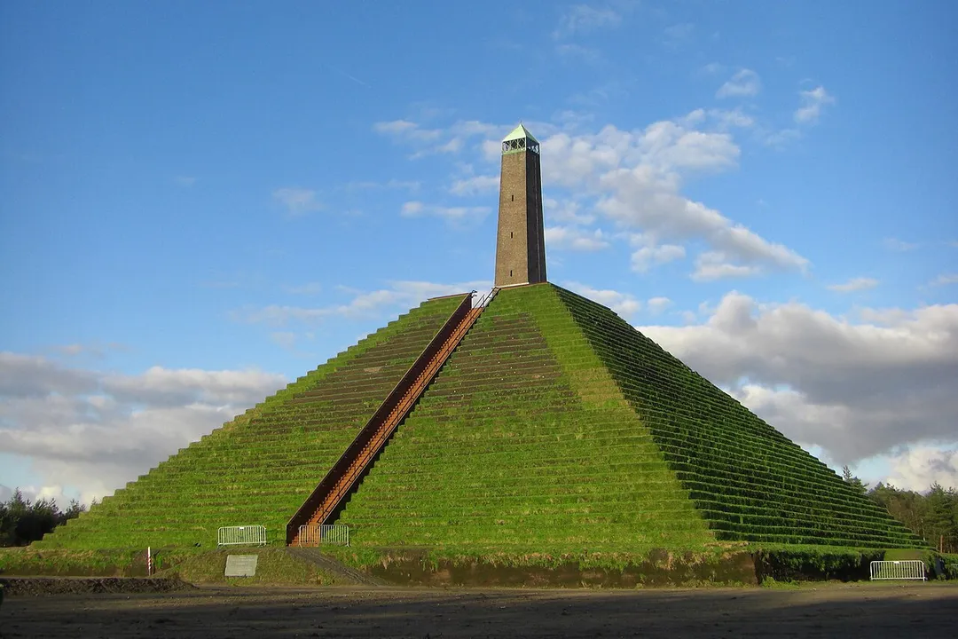 The Pyramid of Austerlitz (NL) in December 2008, shortly before the end of its restoration.