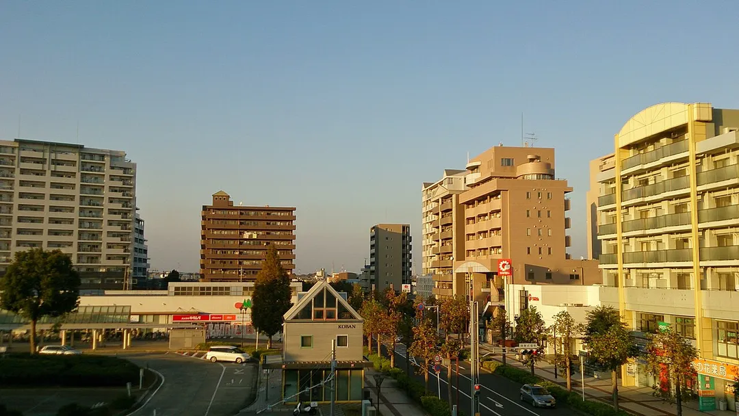 ゆりのき台を八千代中央駅ホームから望む