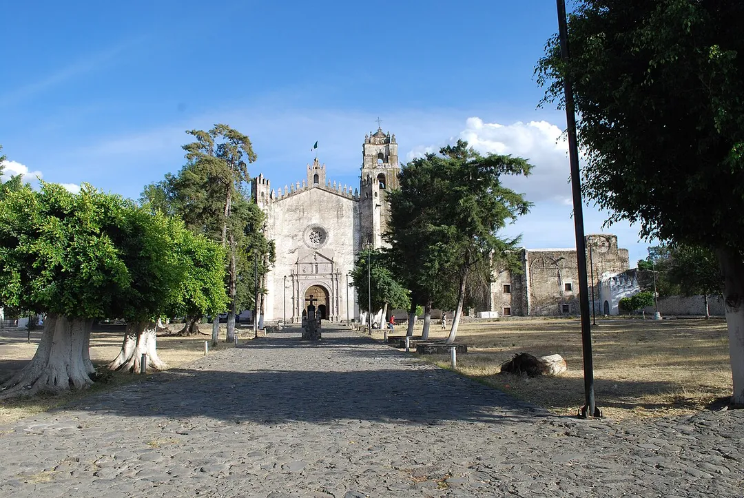 Path across atrium to the church and former monastery of San Juan Bautista, Yecapixtla, Morelos, Mexico