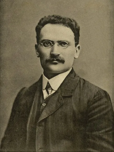Ber Dov Berochov (1881-1917) - a Marxist Zionist and one of the founders of the Labour Zionist movement.