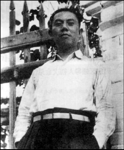 Deng Liqun in Yining, Xinjiang, August 1949
