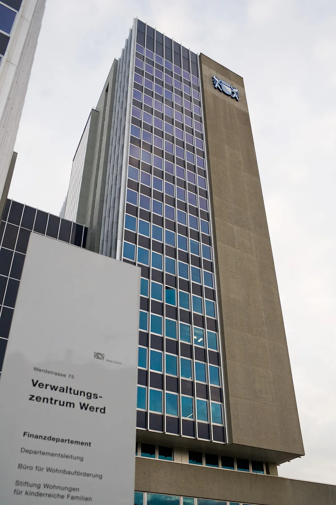 Verwaltungszentrum Werd, auch Werdhochhaus genannt, in Zürich